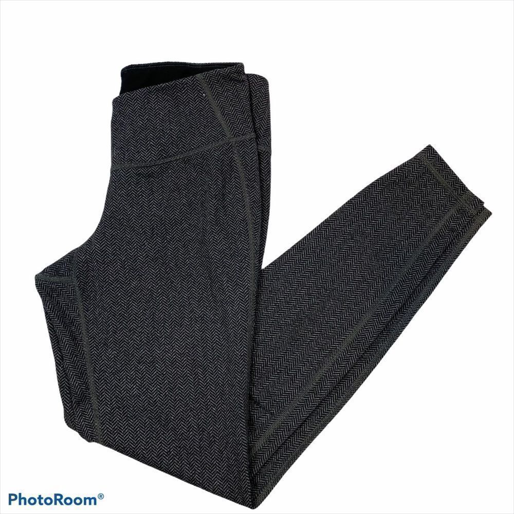 Old‎ Navy Grey and Black Herringbone leggings S